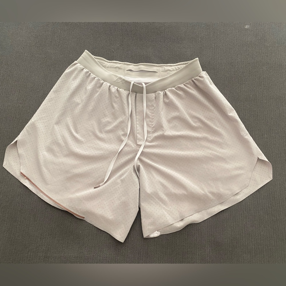 Lululemon 5inch men’s running shorts (lined)